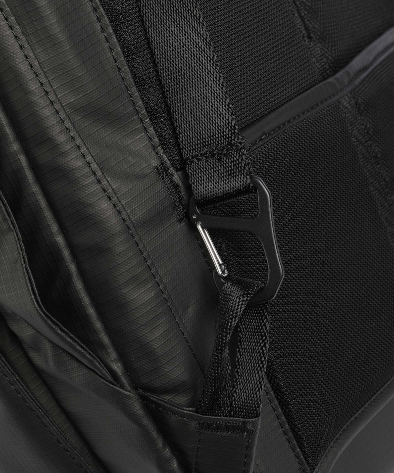 Thule Tact 16 Backpack black