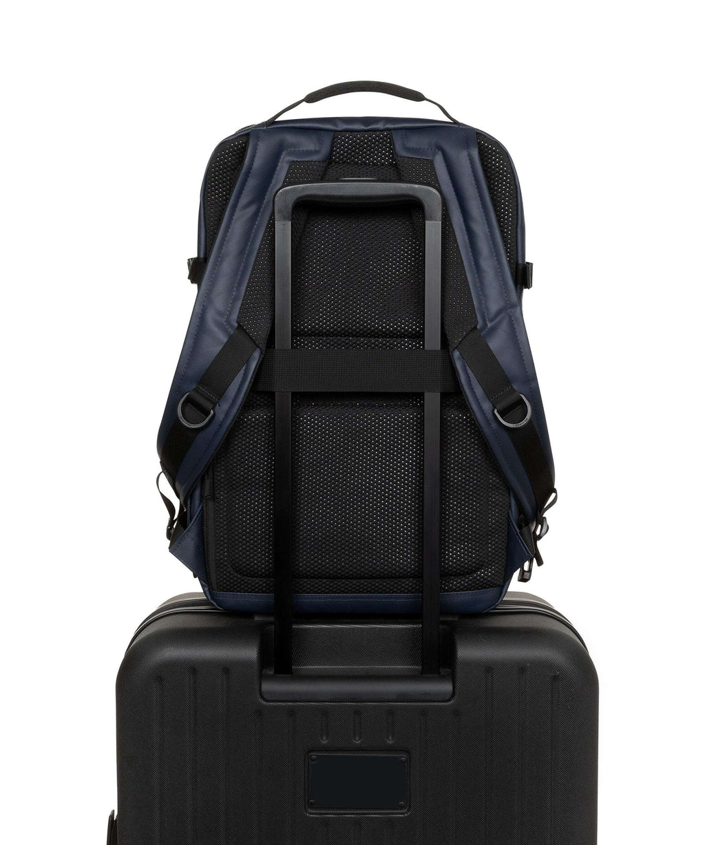 Eastpak Tecum M Backpack cnnct admiral
