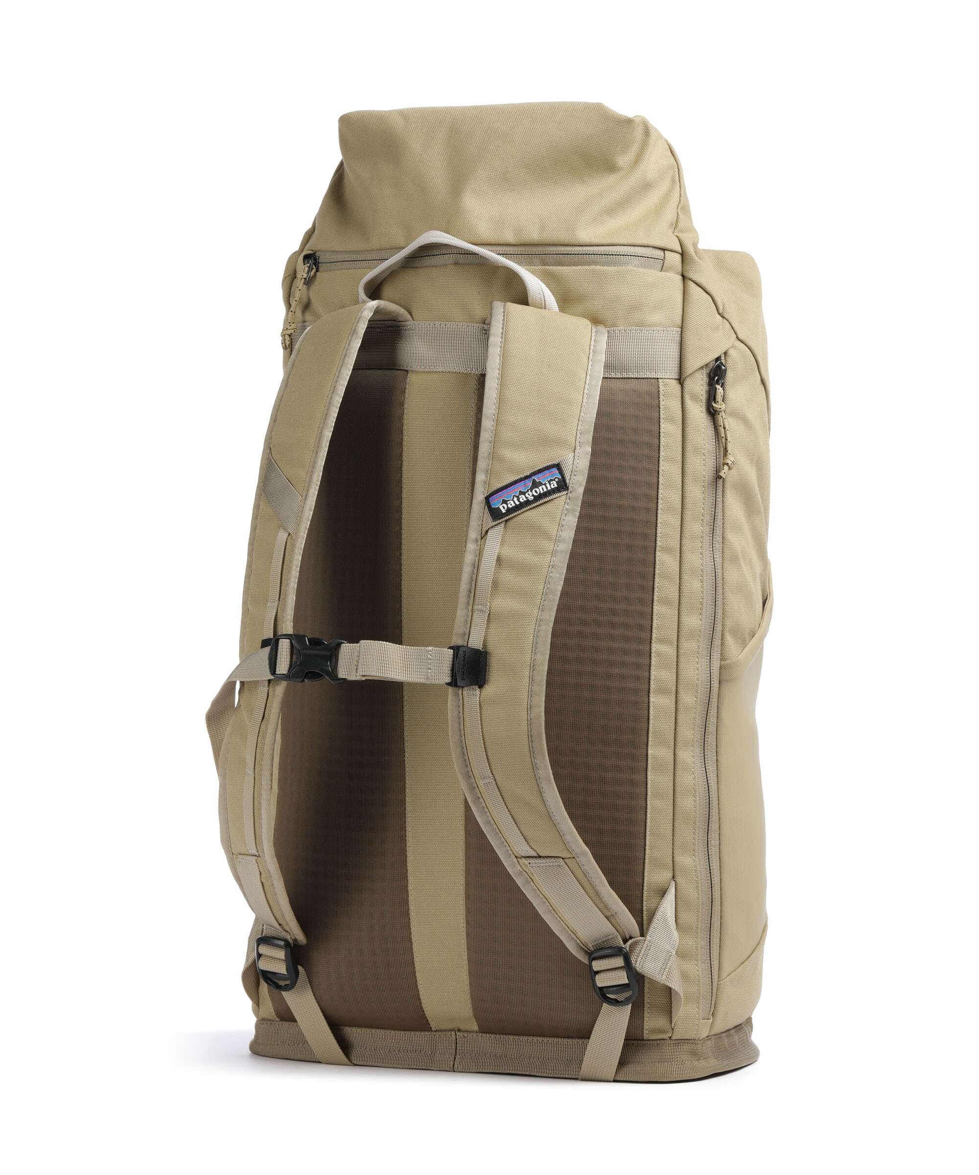 Patagonia Fieldsmith Wanderrucksack classic tan