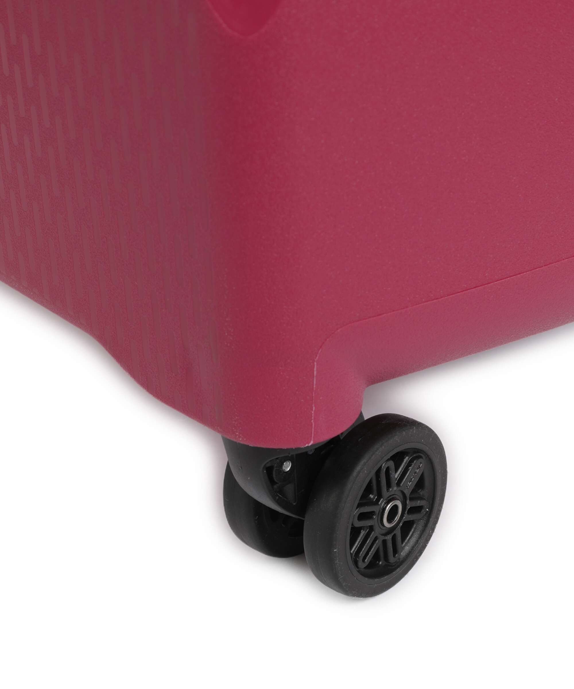 Delsey Paris Belmont Plus Spinner (4 wheels) raspberry