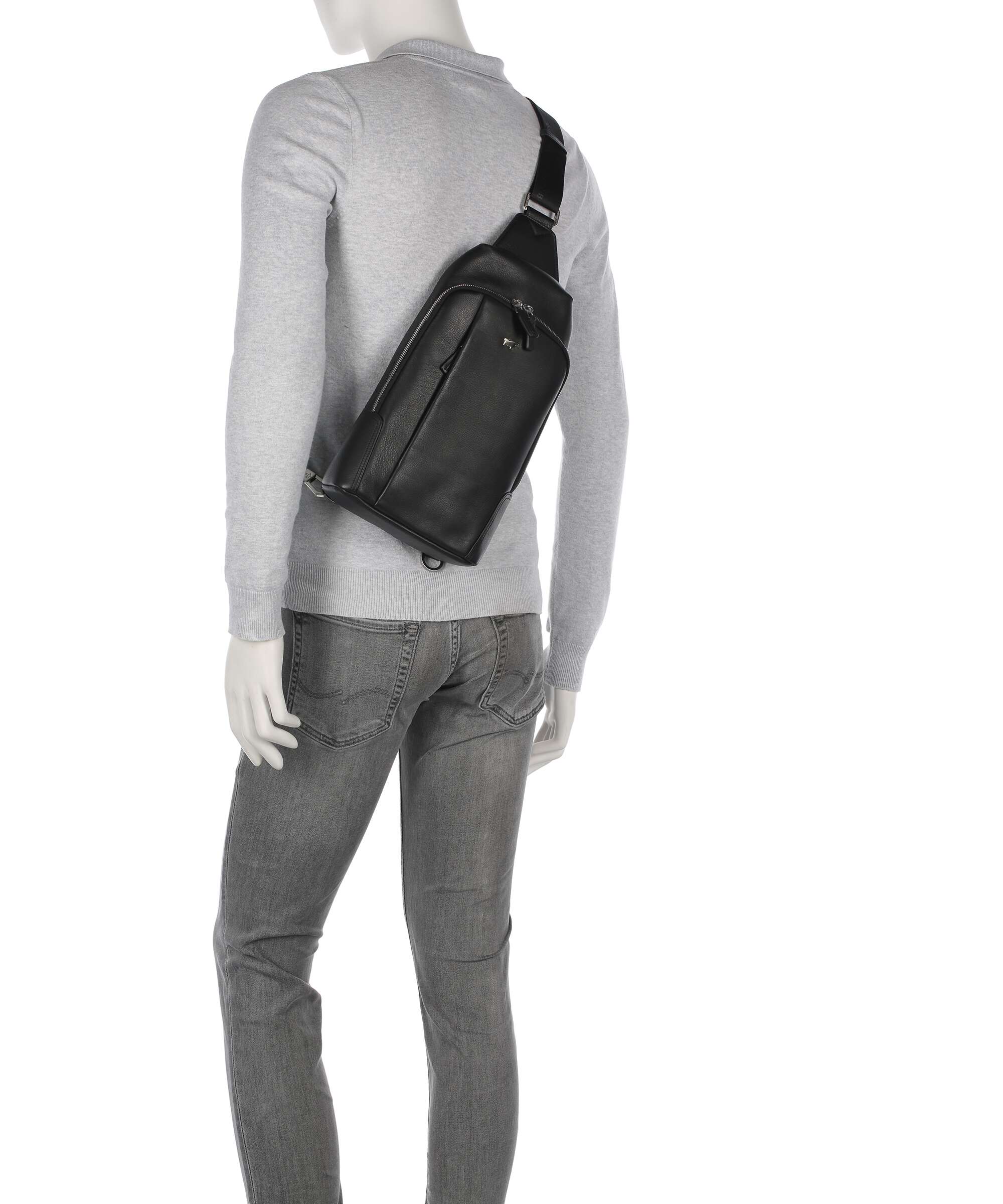 Braun Büffel Golf Sling bag black