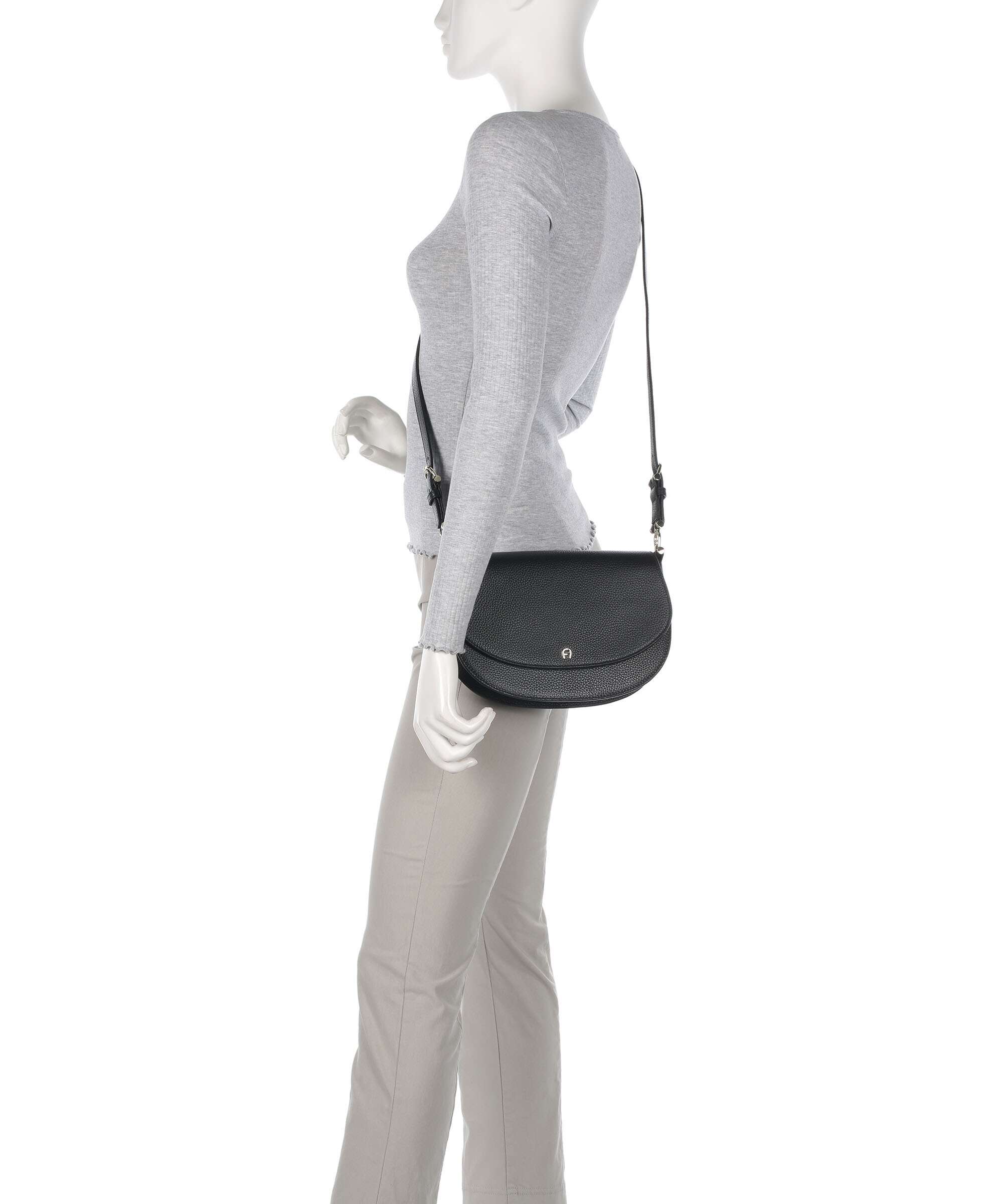 Aigner Delia S Shoulder bag black 