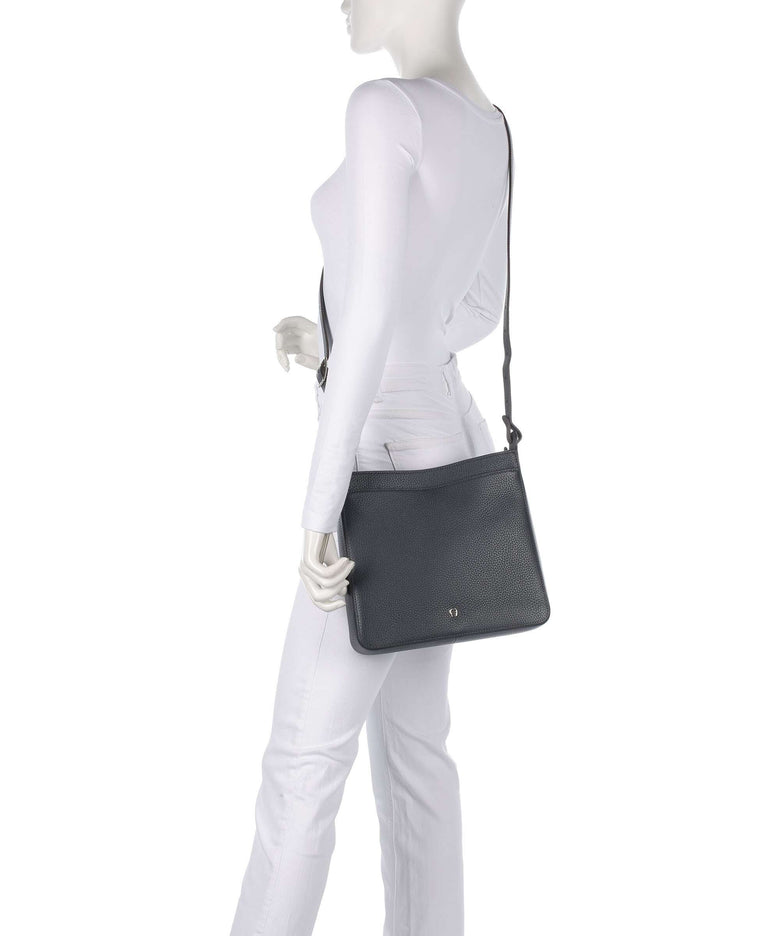 Aigner Pura M Shoulder bag ink