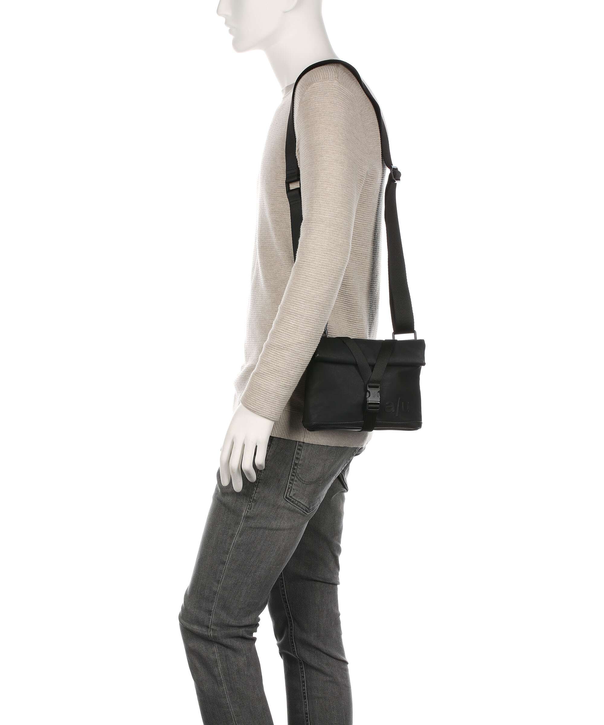 Aunts & Uncles Japan Tsu Crossbody bag black
