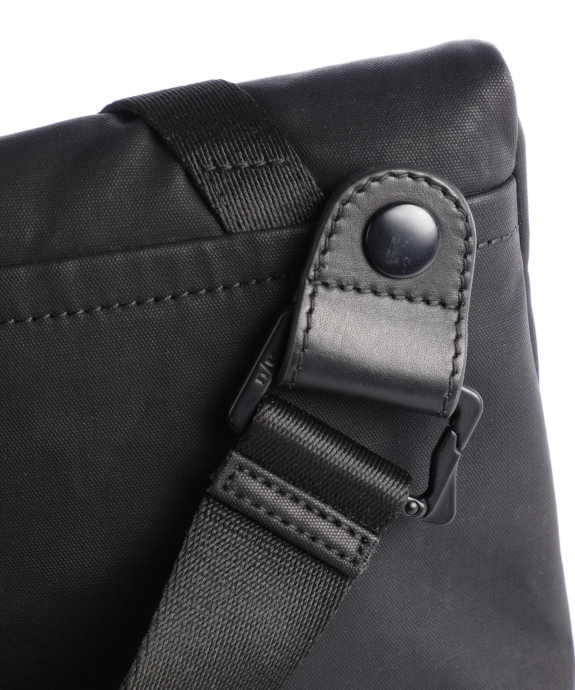 Aunts & Uncles Japan Tsu Crossbody bag black