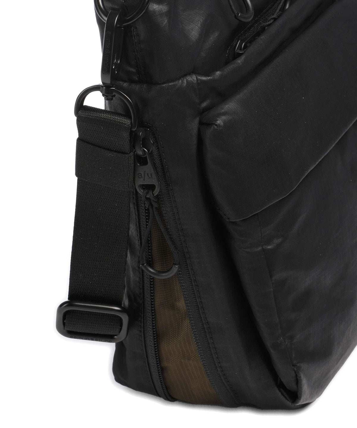 Aunts & Uncles Japan RE lite Omono Crossbody bag black