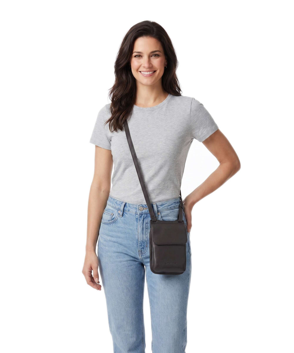 Aunts & Uncles Bohemian Vibes Tulip Phone bag ground coffee