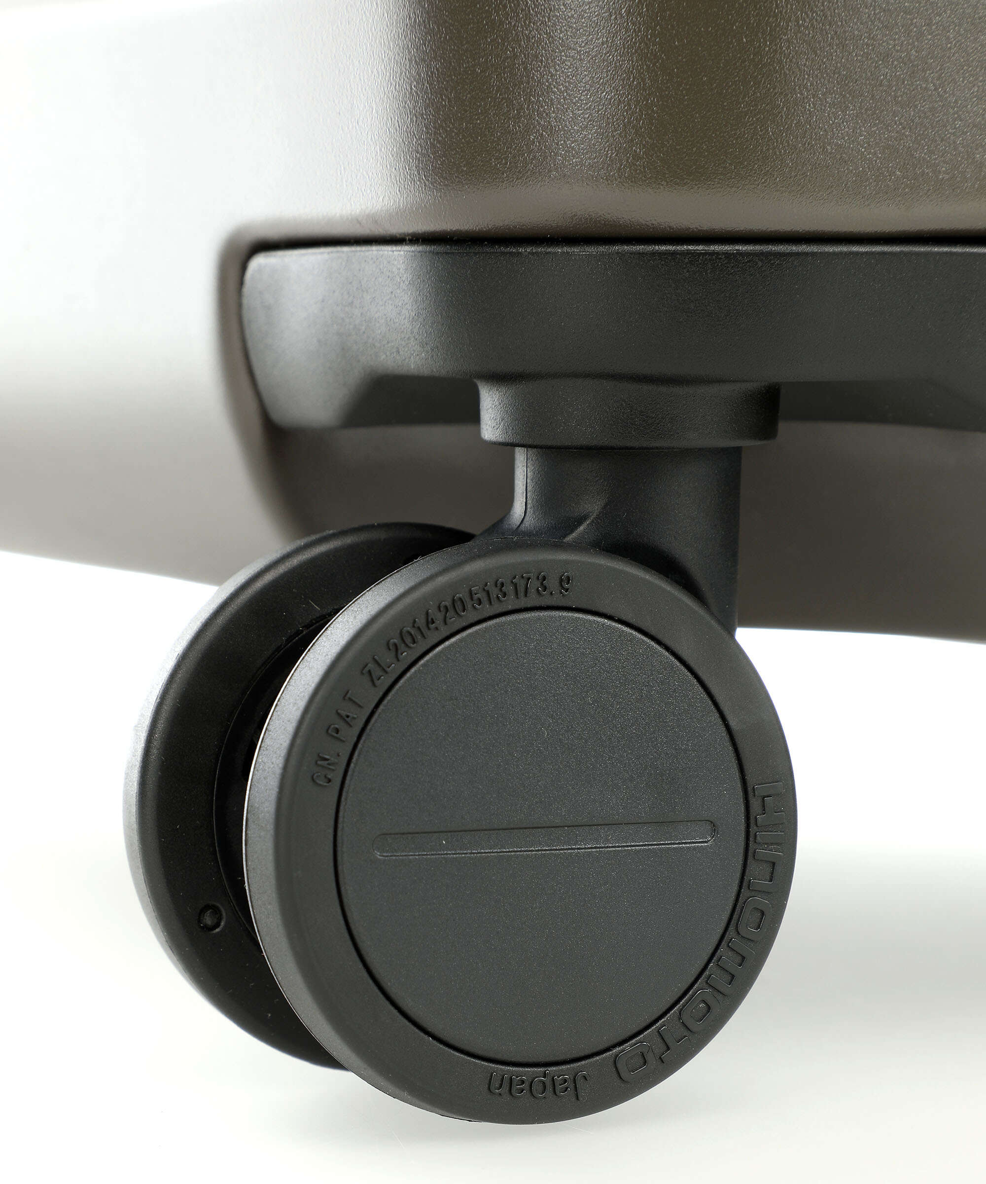 Horizn Studios H7 Essential Spinner (4 wheels) dark olive