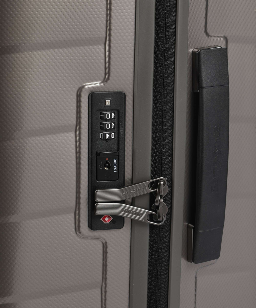 Samsonite Attrix Spinner (4 wheels) dune