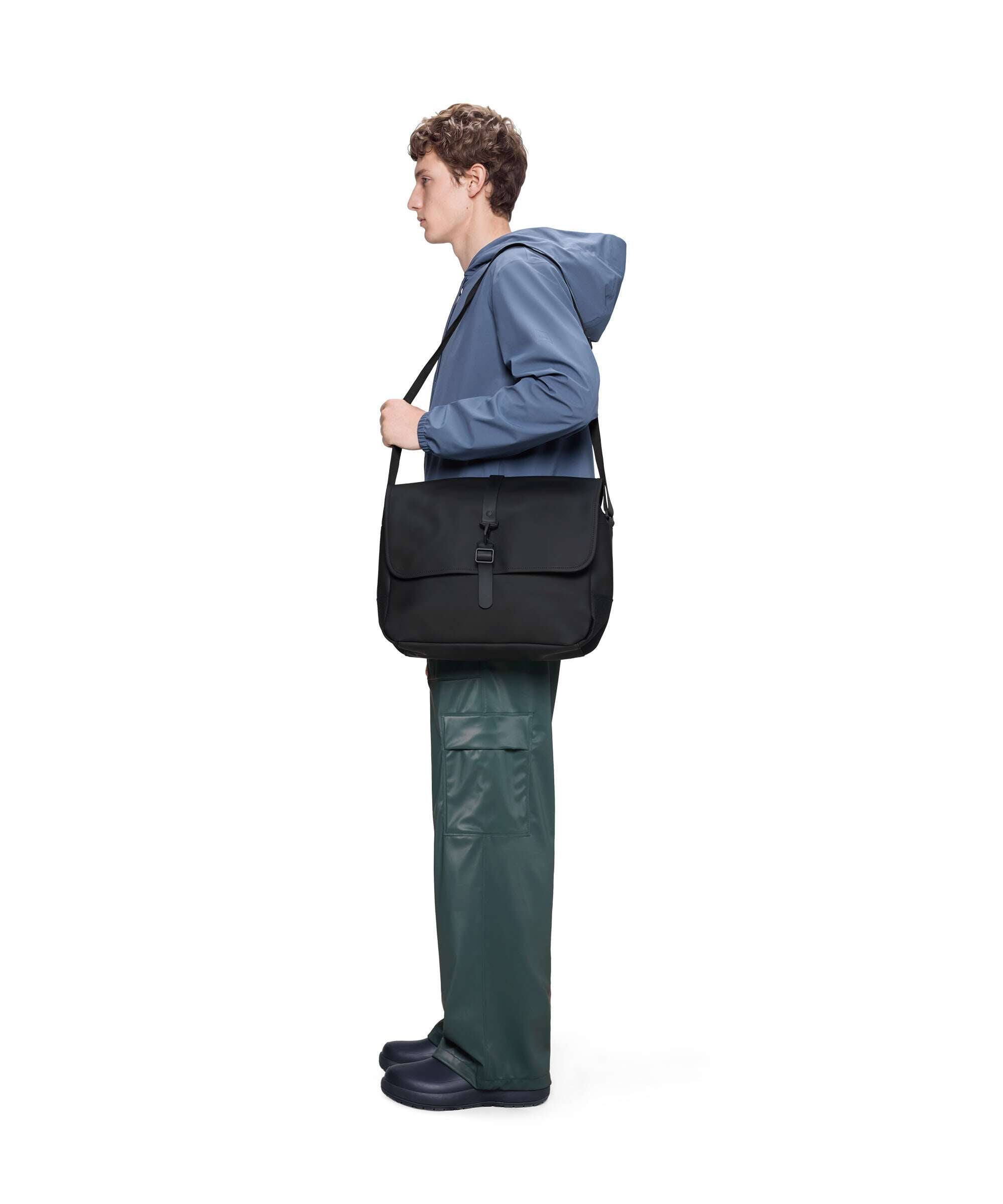 Rains Messenger bag black