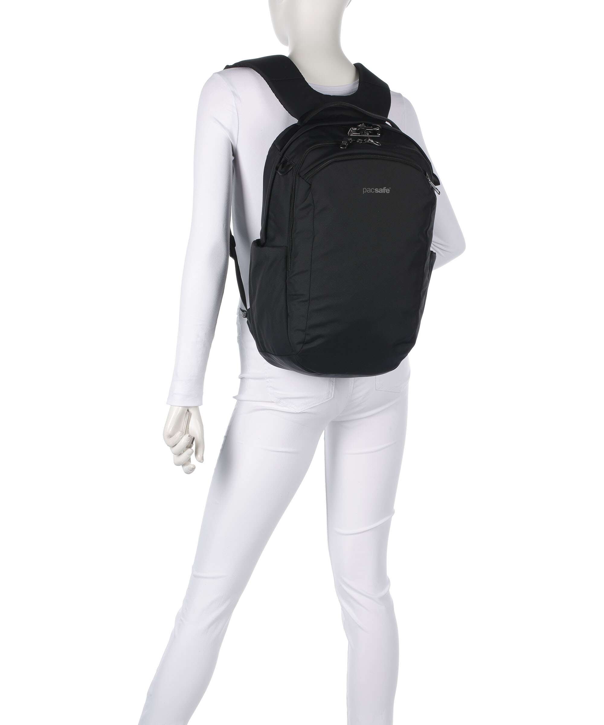 Pacsafe V 26 Backpack jet black