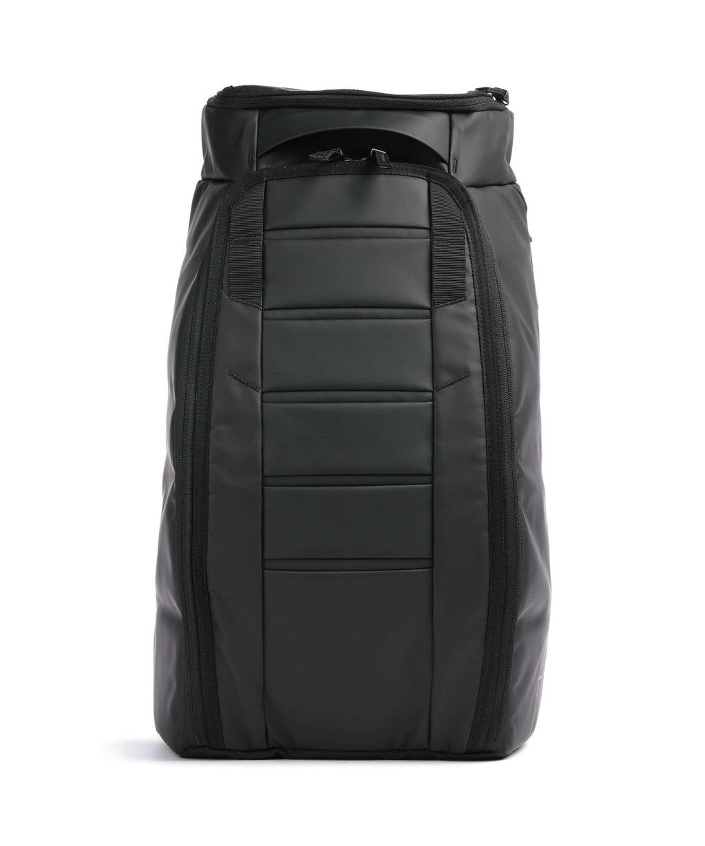 Db Hugger 25 Backpack black out