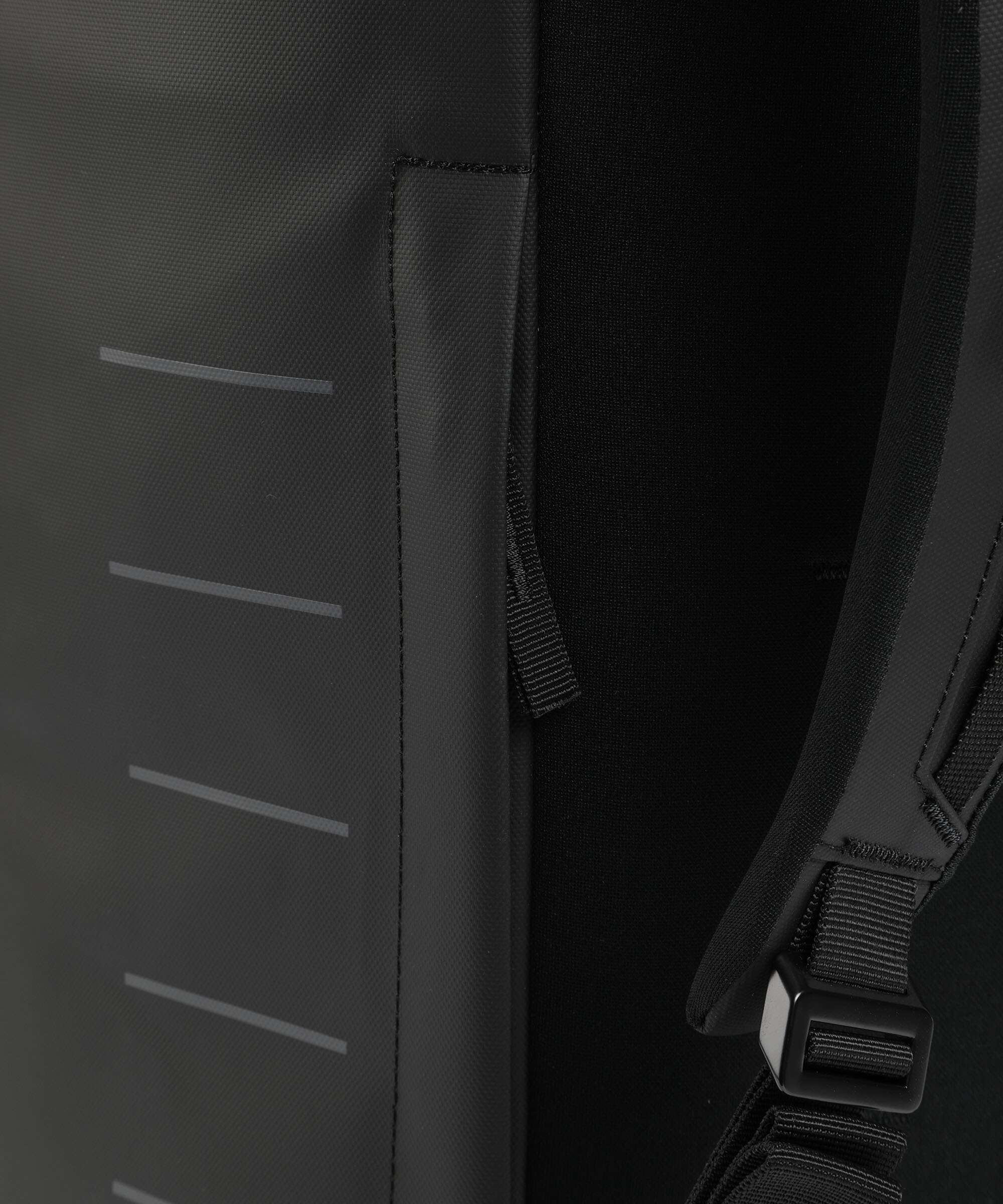 Db Roamer 70 Travel bag black out