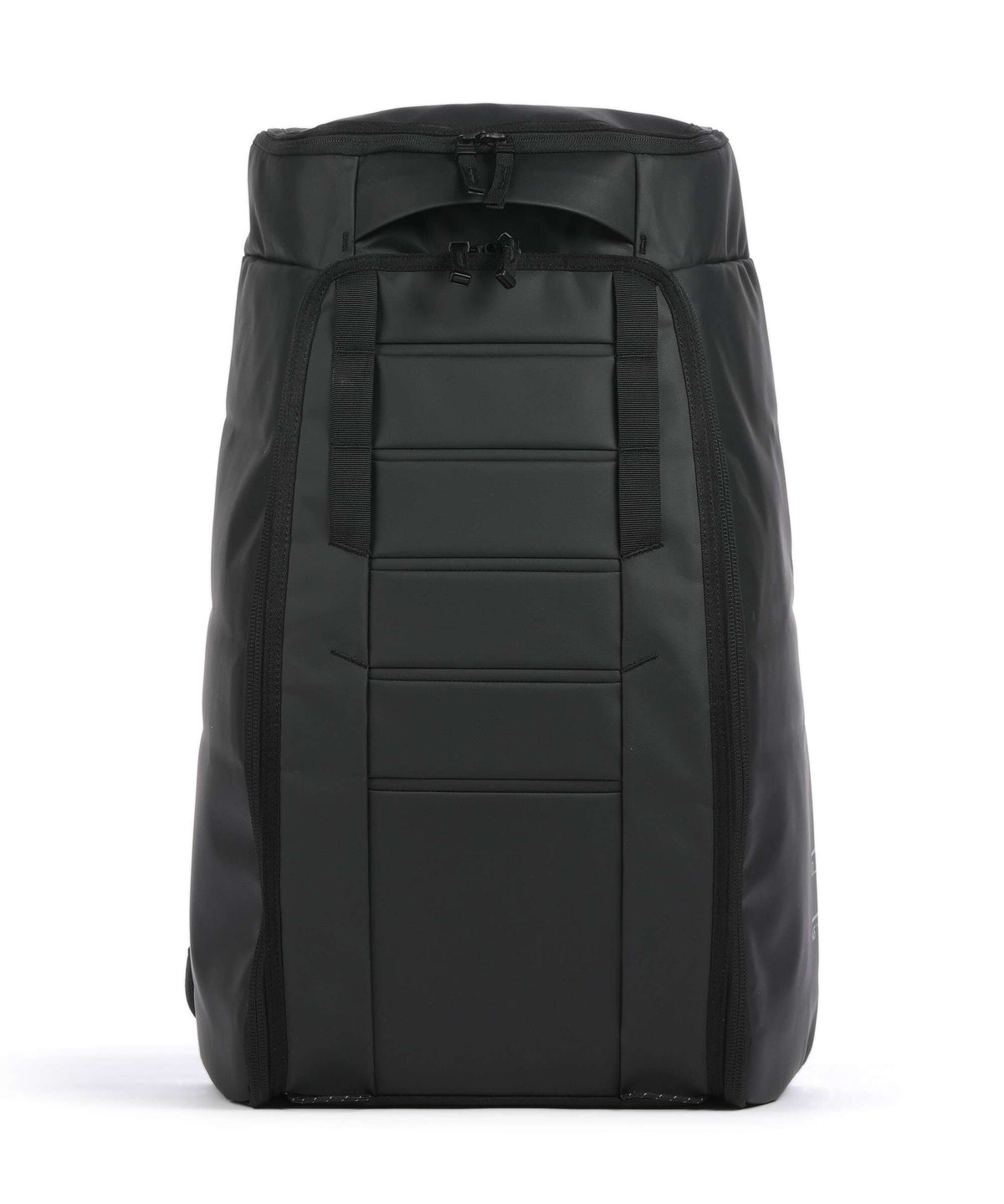 Db Hugger 45 Travel backpack black out