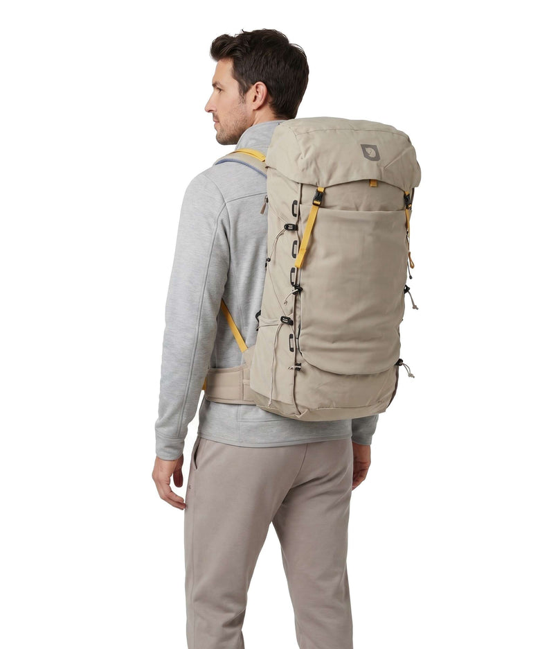 fjällräven wanderrucksack kajka Fjällräven Kajka X-Lätt 45 S/M Trekkingrucksack Vinylon fossil