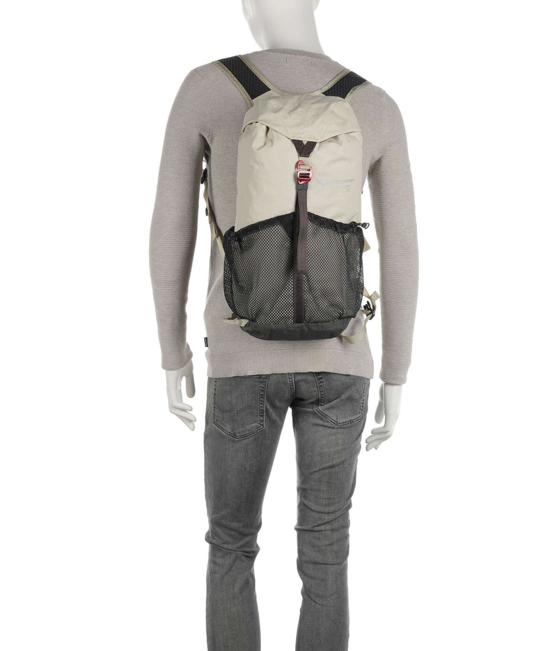 Klättermusen Fjörm 18 Hiking backpack clay