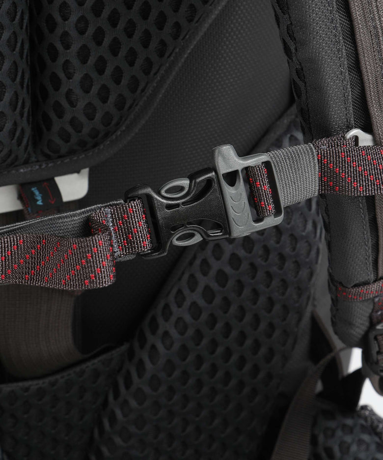 Klättermusen Ymer 2.0 75 Travel backpack raven