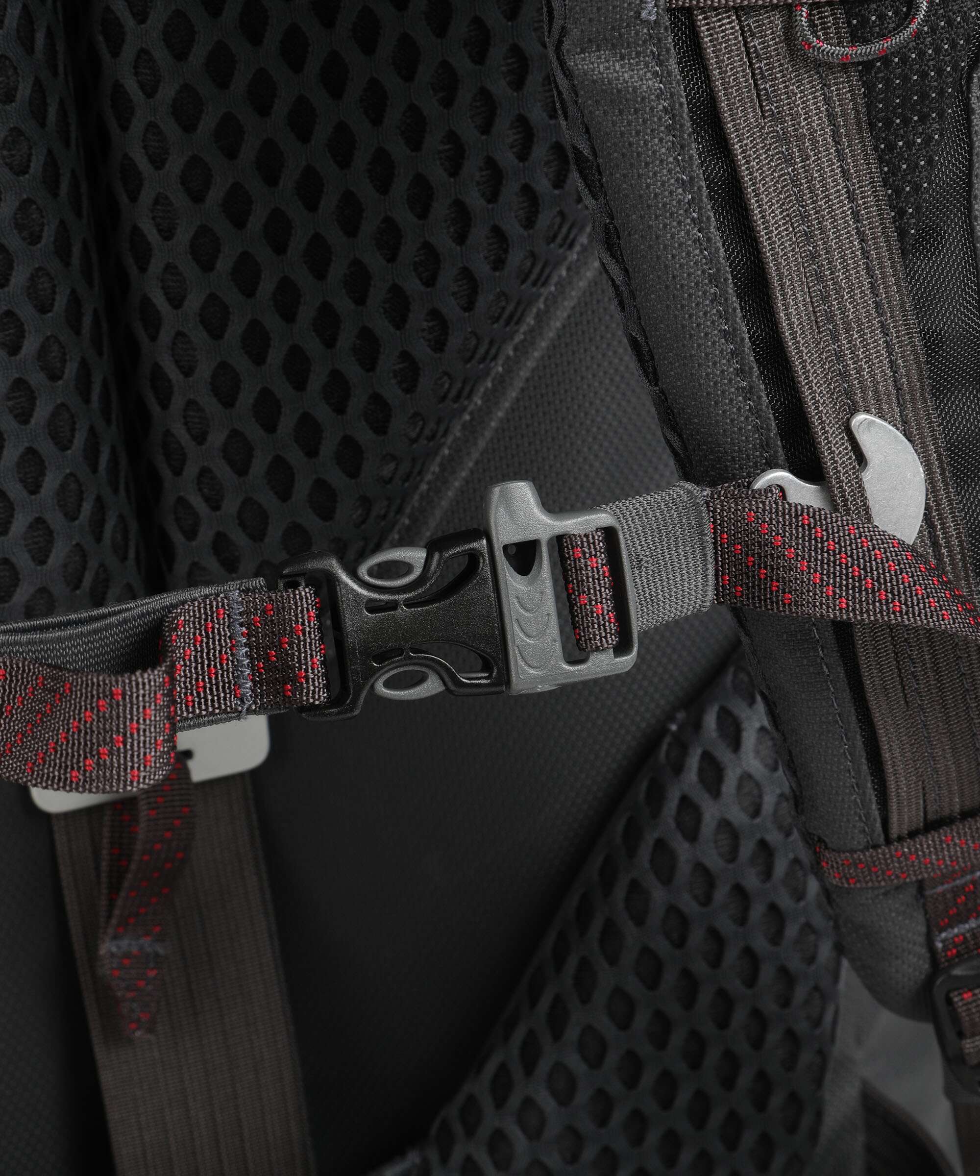 Klättermusen Ymer 2.0 65 Travel backpack raven