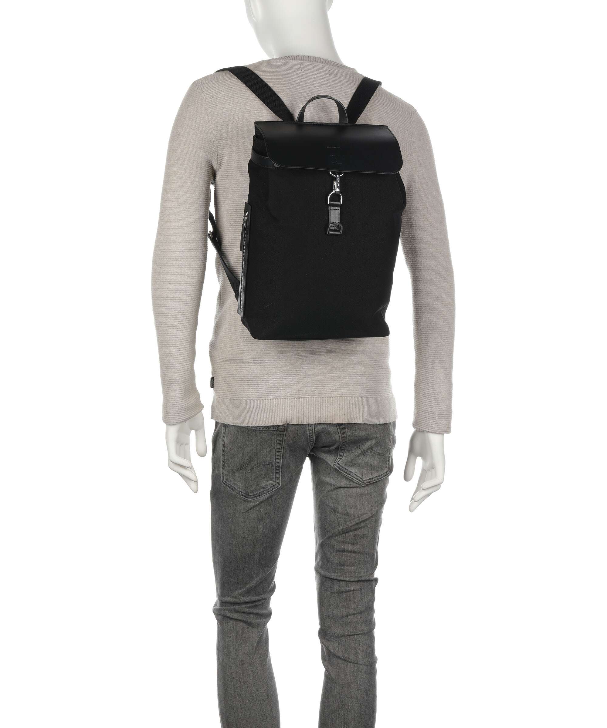 Sandqvist Everyday Originals Alva Metal Hook Backpack black