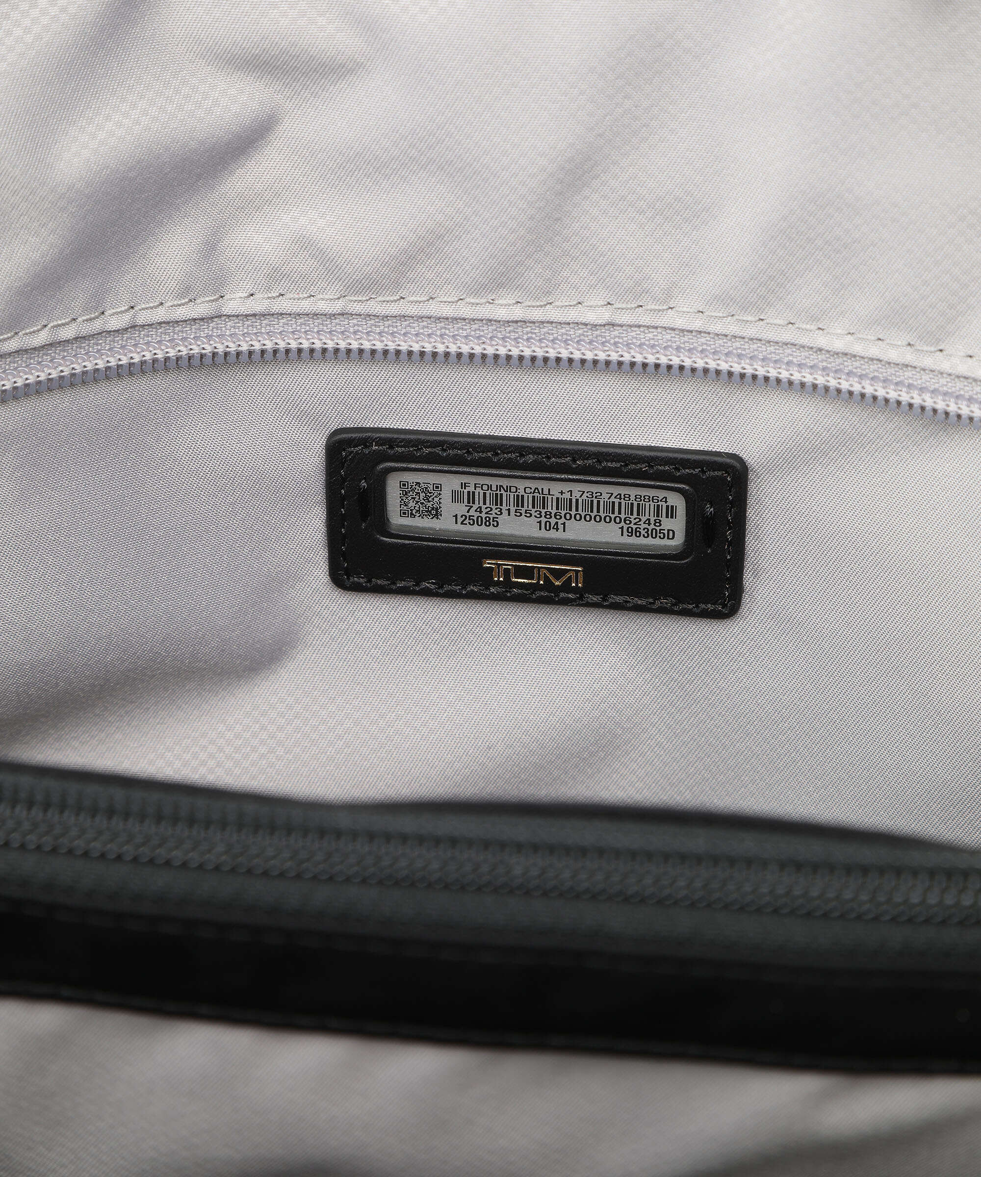 tumi Voyageur Bailey Tote bag black