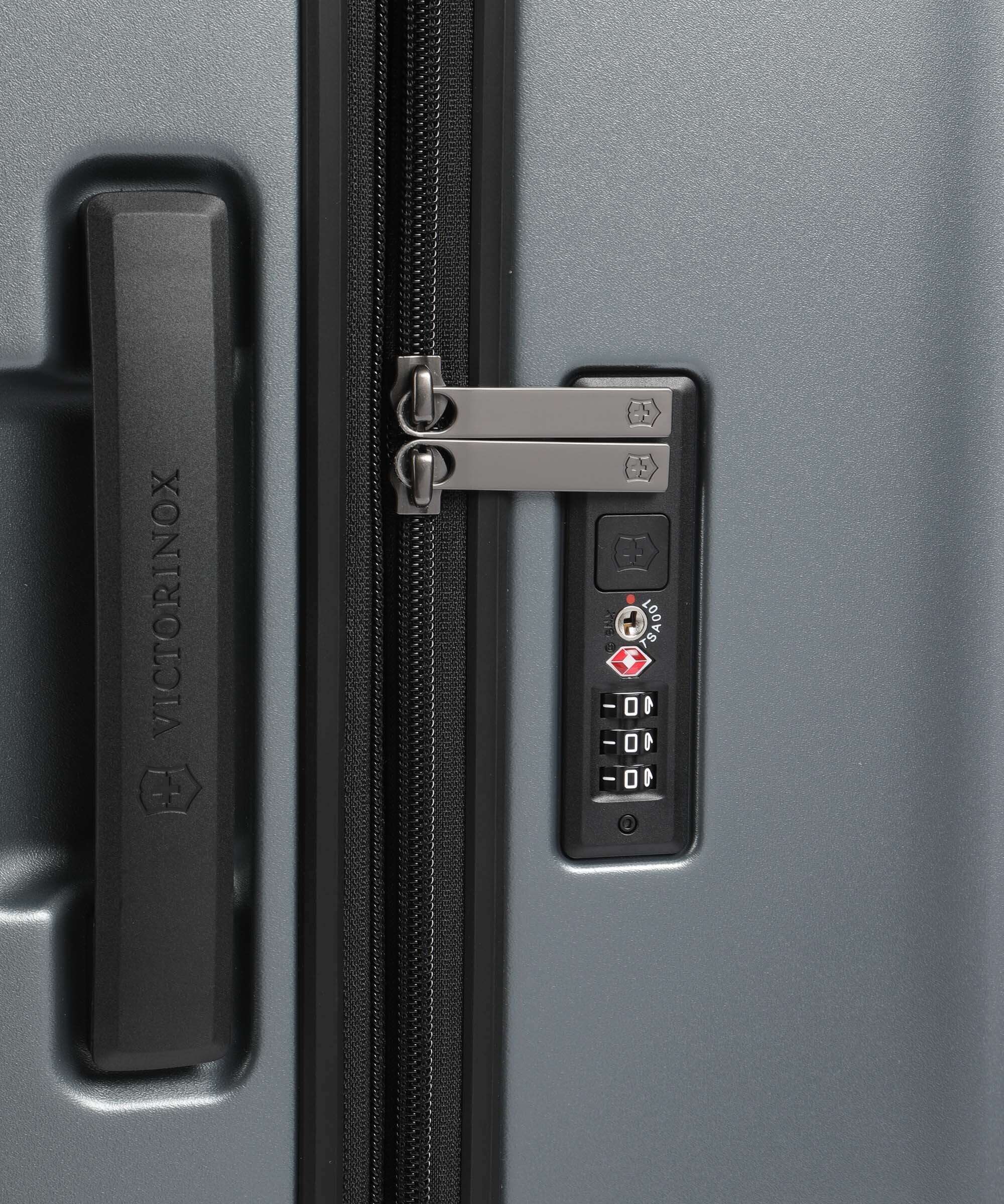 Victorinox Airox Advanced L 4-Rollen Trolley storm 75 cm - 653138