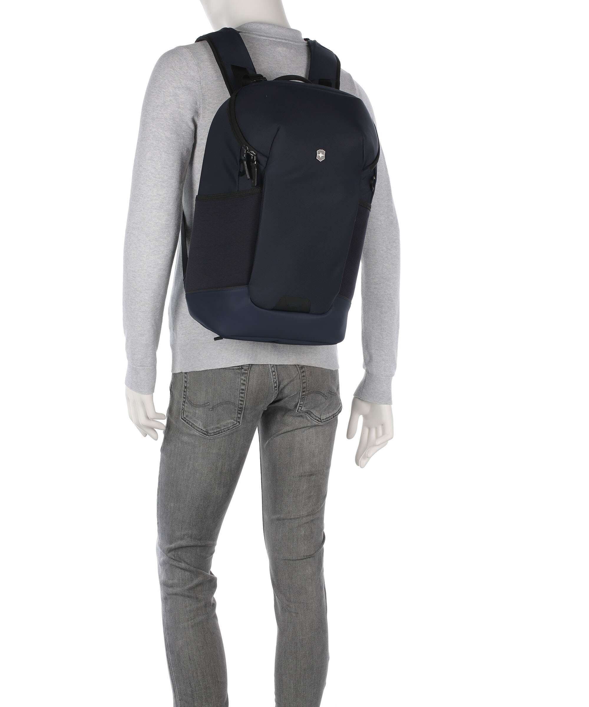 Victorinox Altmont Modern Commuter Backpack navy blue