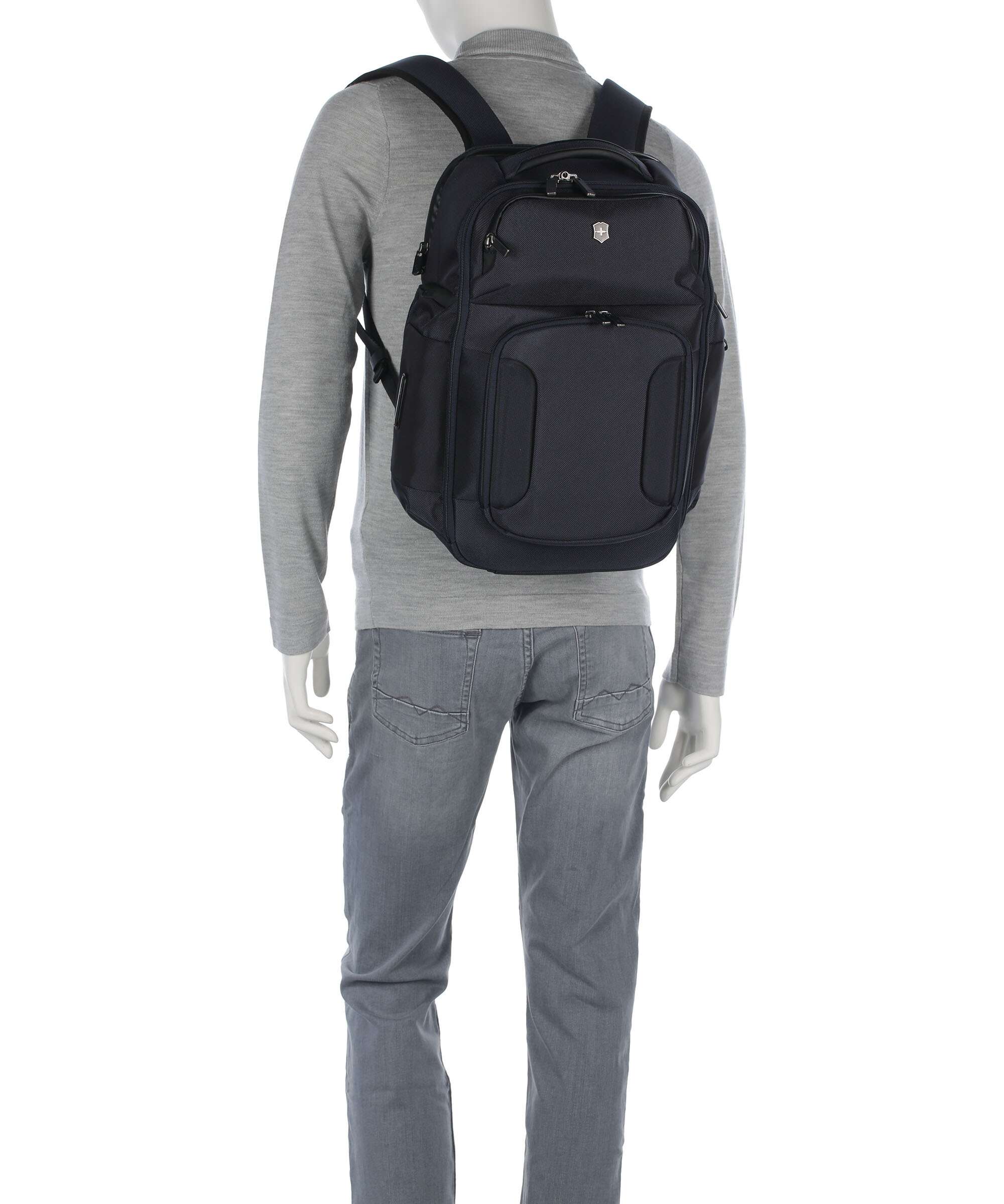Victorinox Werks Traveler 7.0 Deluxe Backpack navy blue