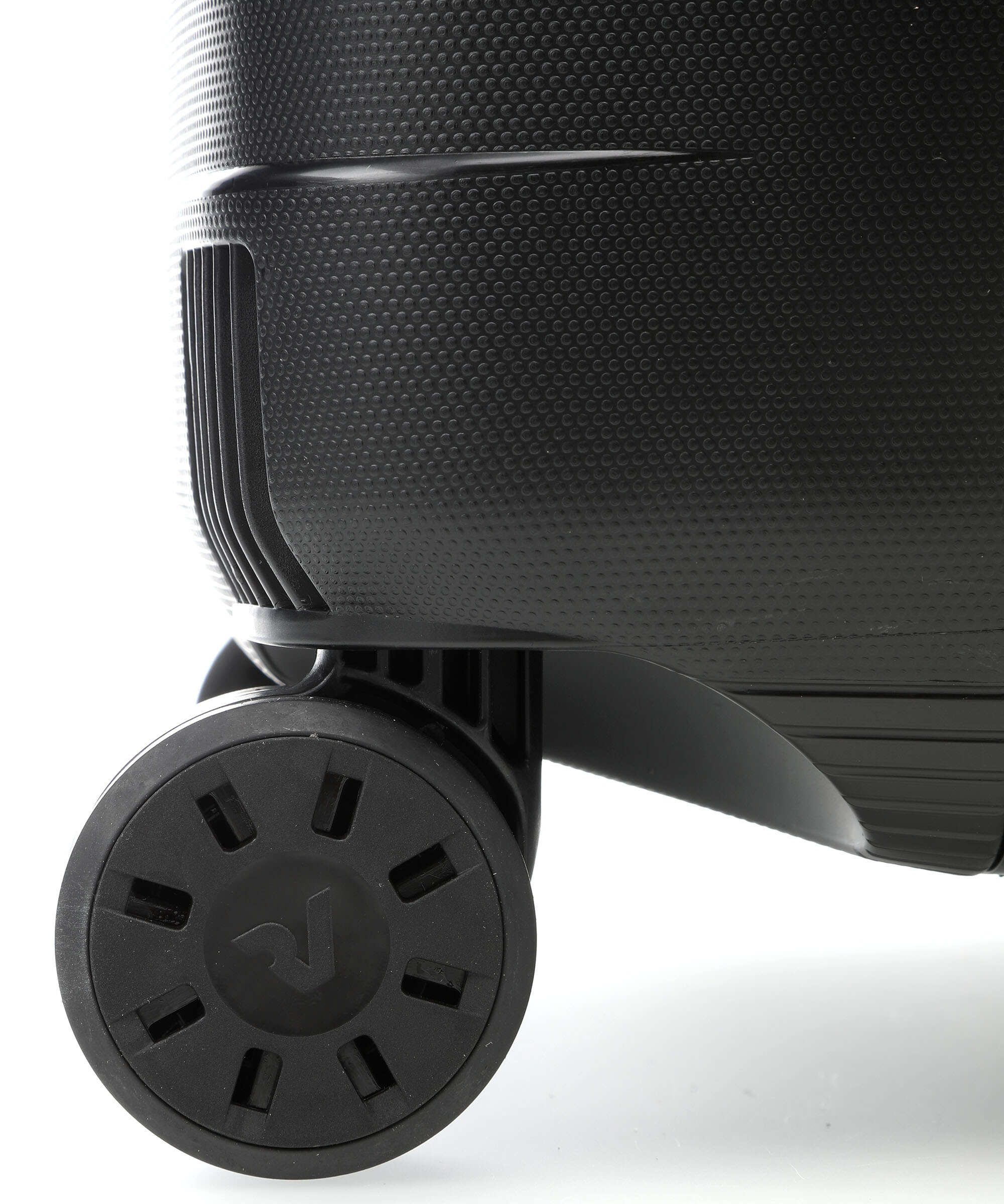 Roncato Box 4.0 Exp Spinner (4 wheels) nero
