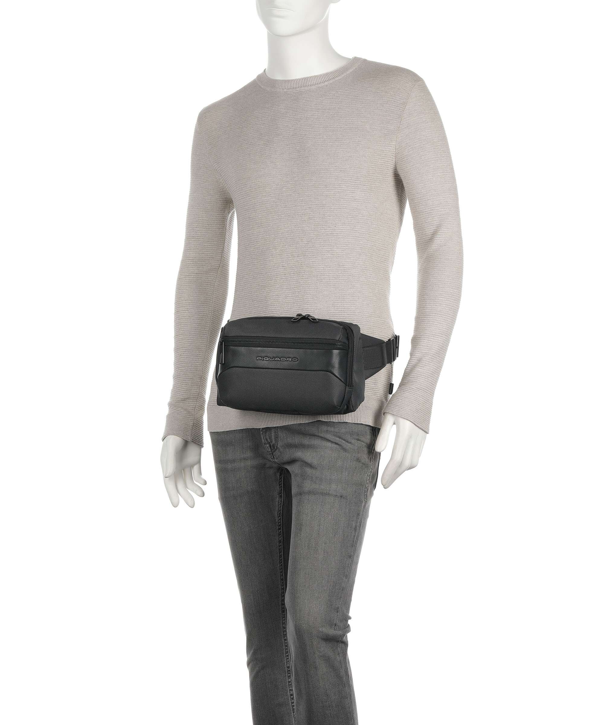 Piquadro Gio Belt bag black