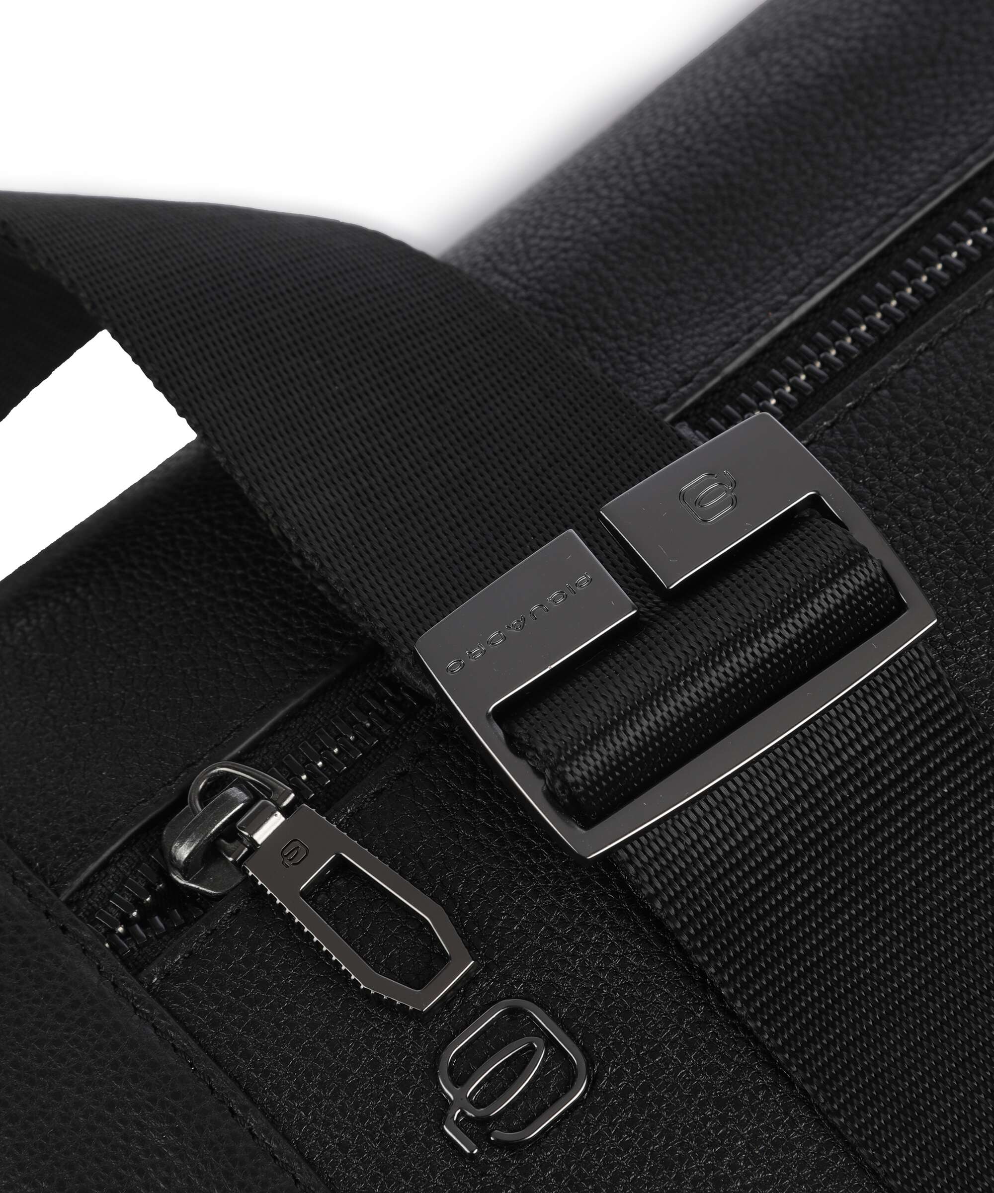 Piquadro S134 Messenger bag black