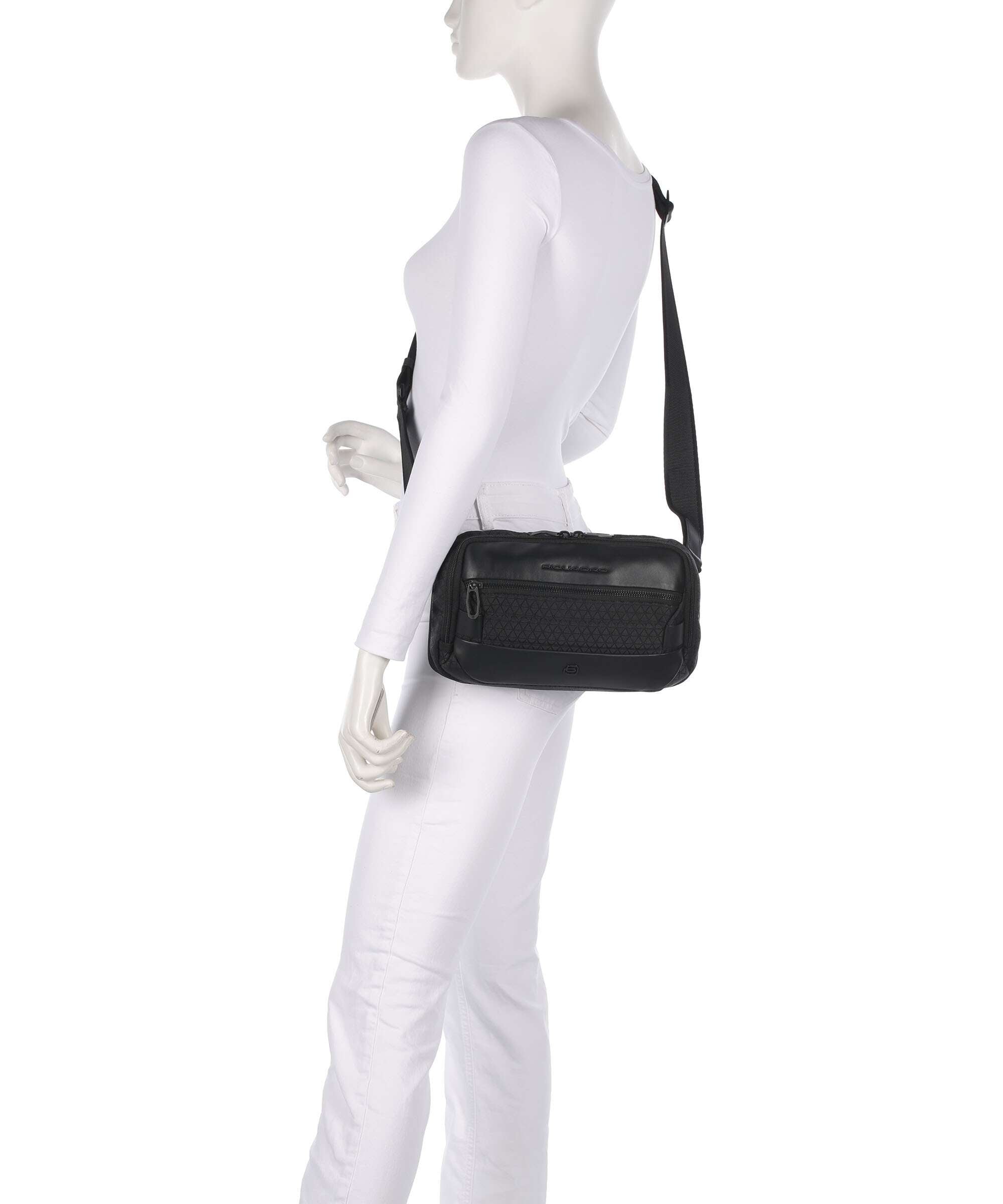 Piquadro W139 Crossbody bag nero