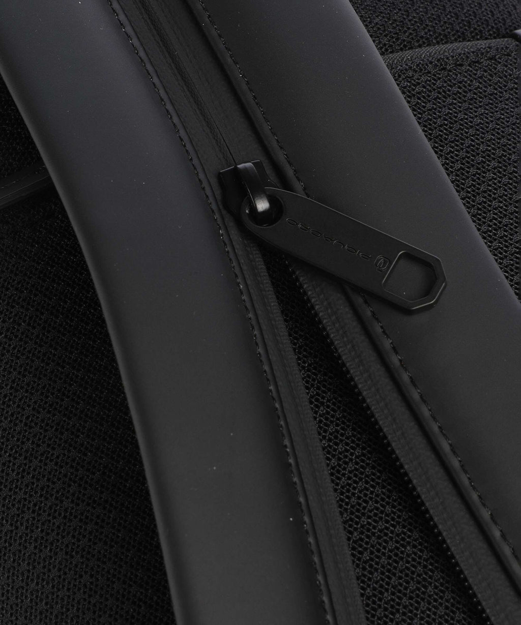 Piquadro Ducati C2OWD Sling bag nero