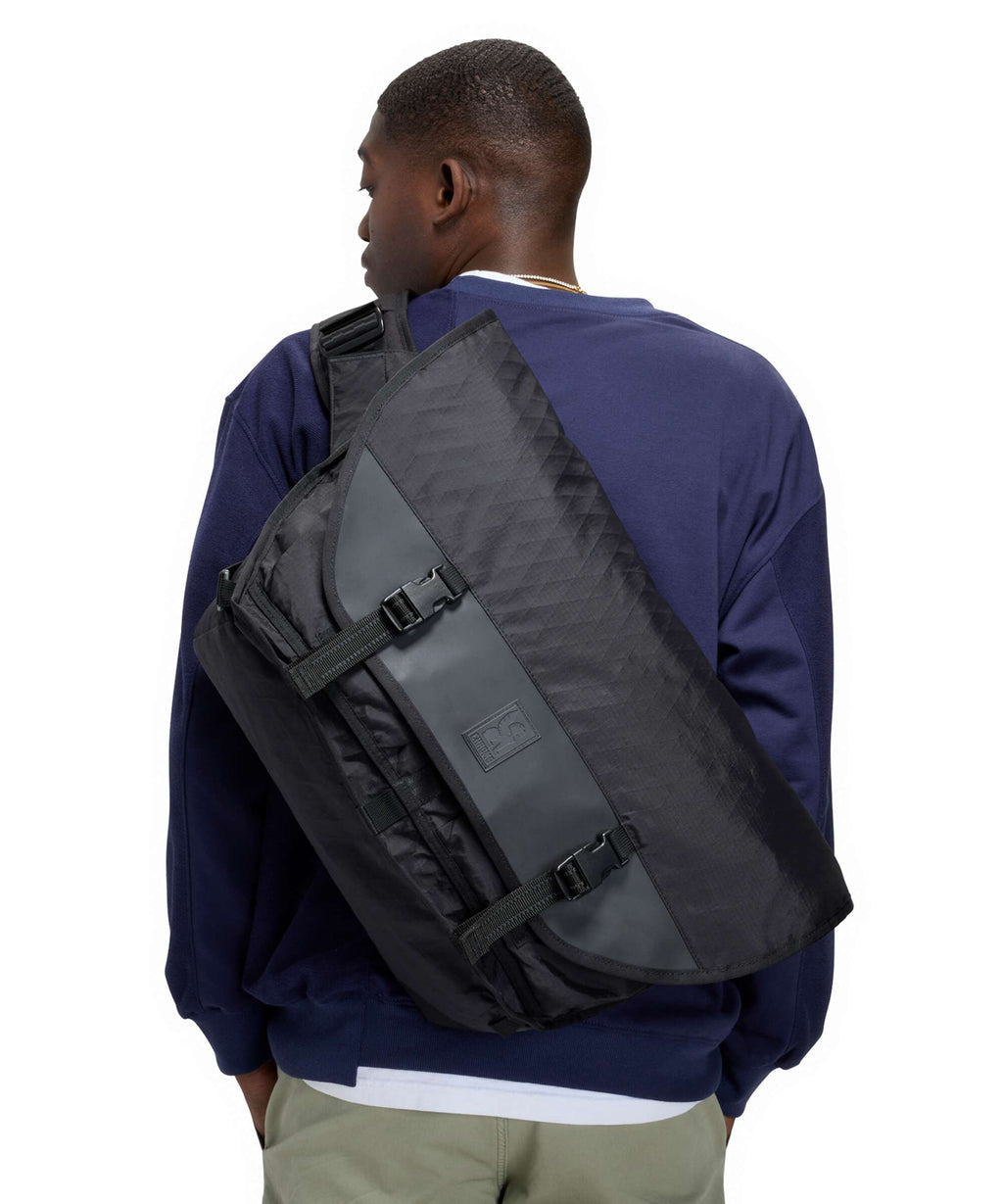 Chrome Citizen 24 Messenger bag black