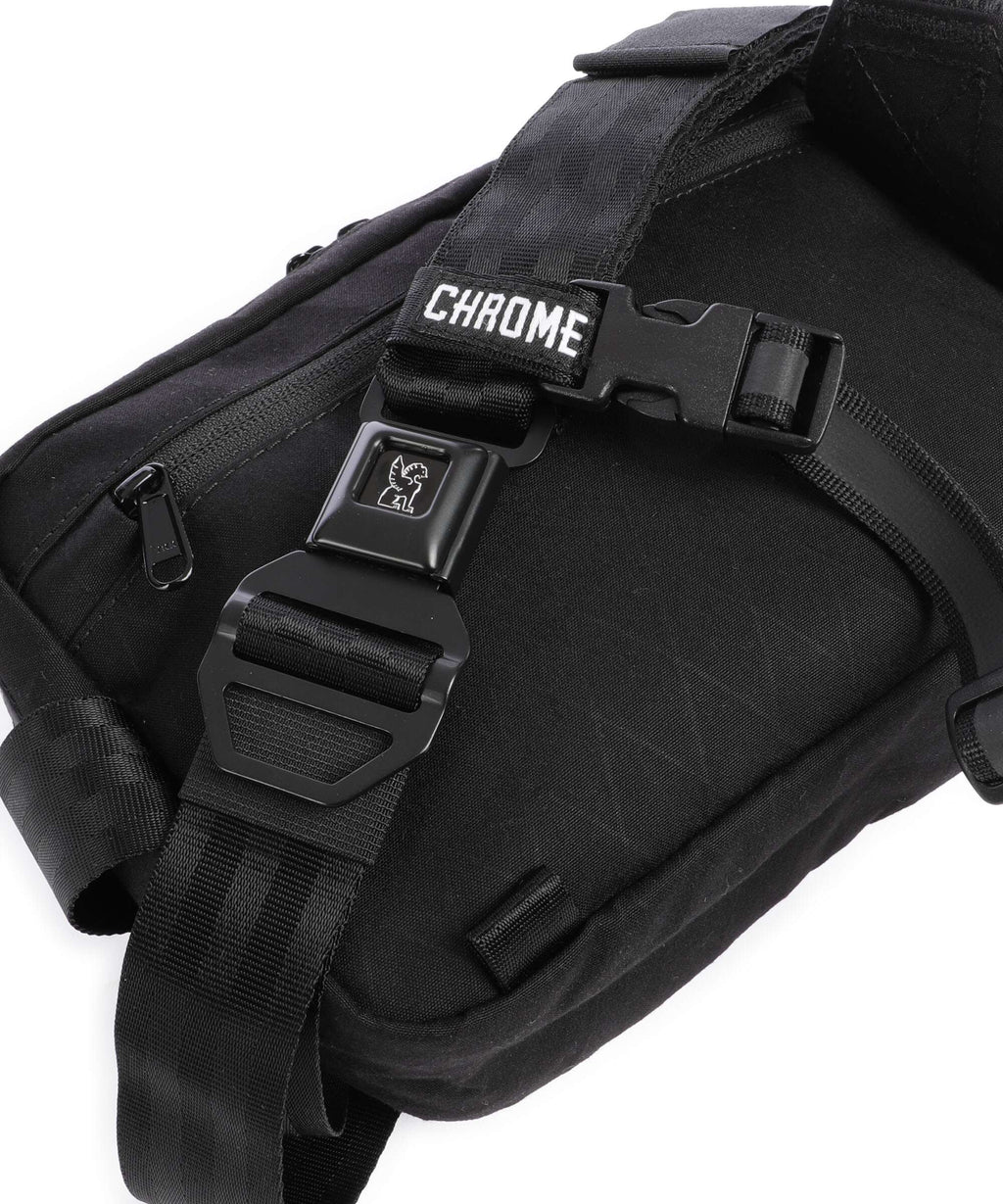 Chrome Barrage 5 Belt bag black