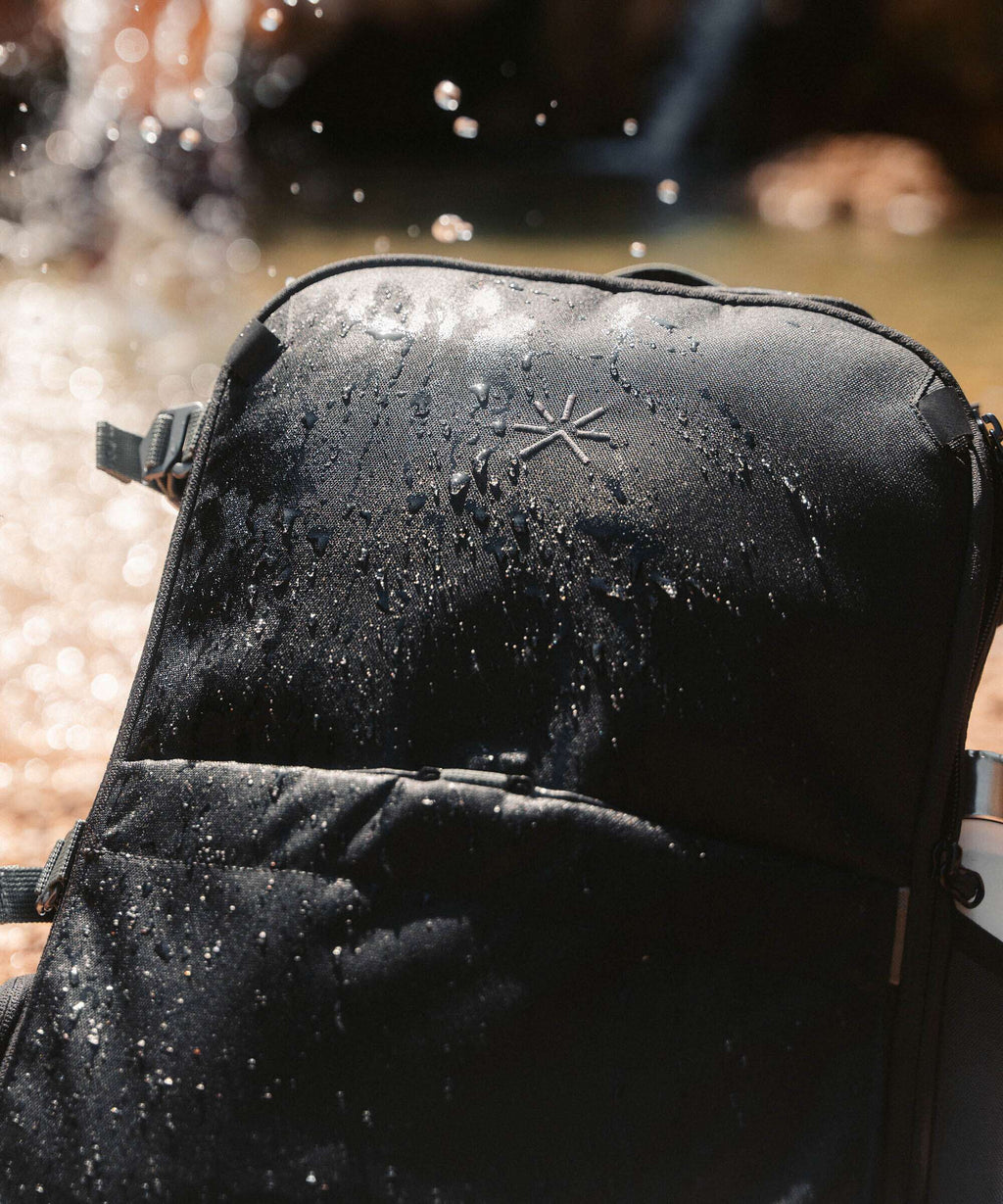 Tropicfeel Nest Travel backpack core black