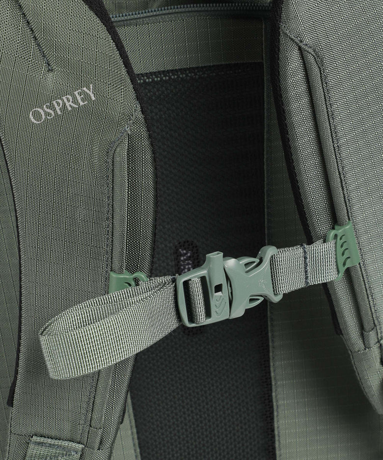 Osprey Sojourn Porter 65 Travel backpack koseret green