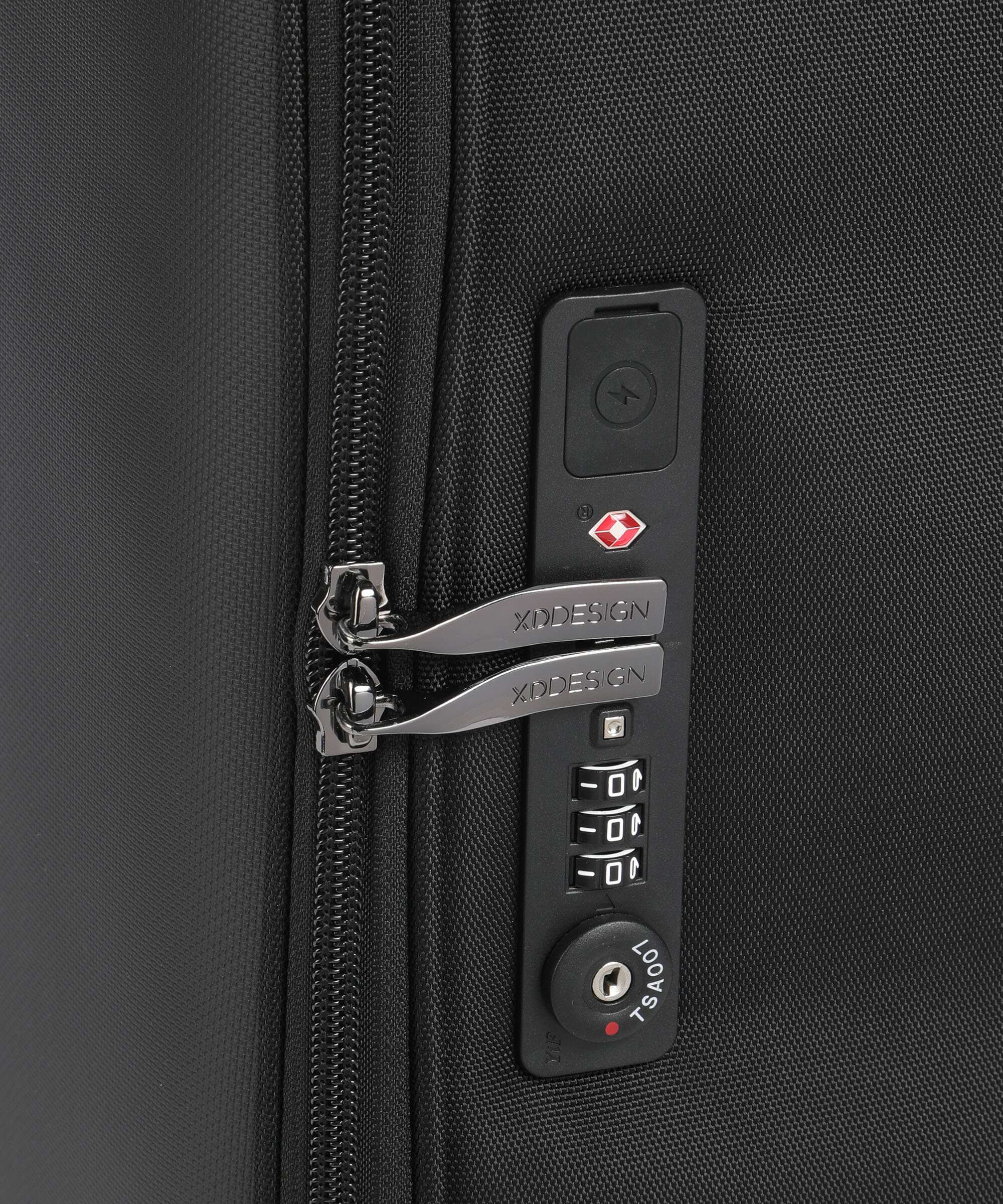 XD Design Bobby Backpack with wheels black