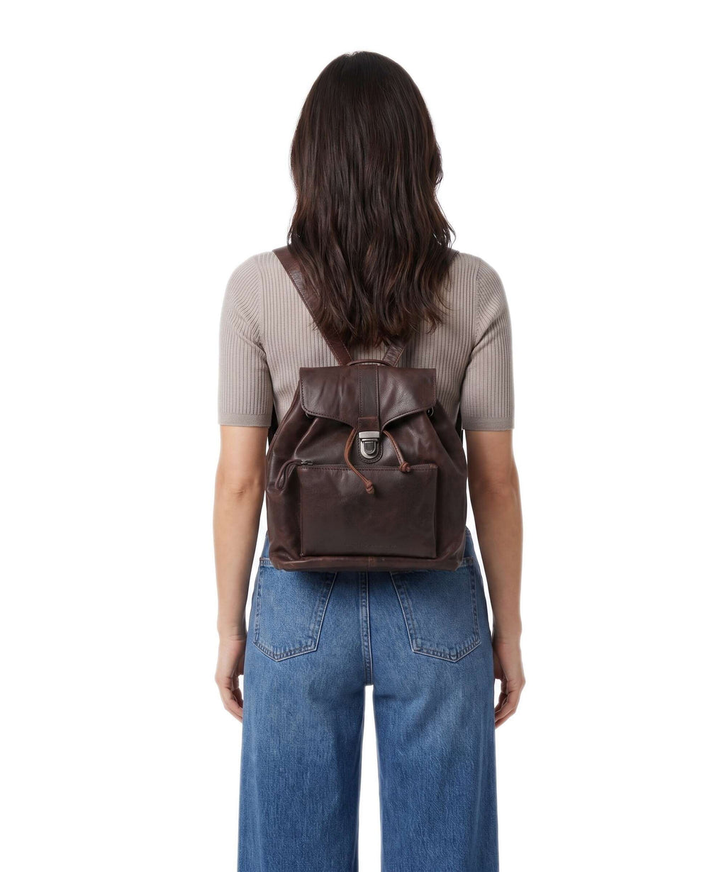 Spikes & Sparrow Bronco Tamara Backpack dark brown
