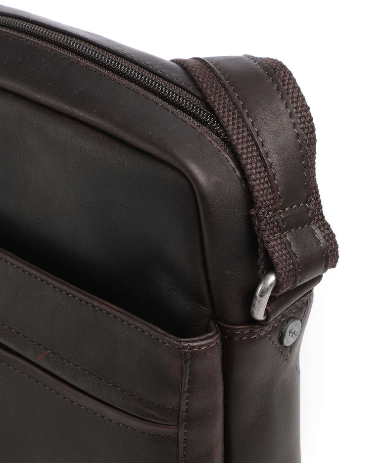 The Chesterfield Brand Wax Pull Up Cow Anzora Crossbody bag brown