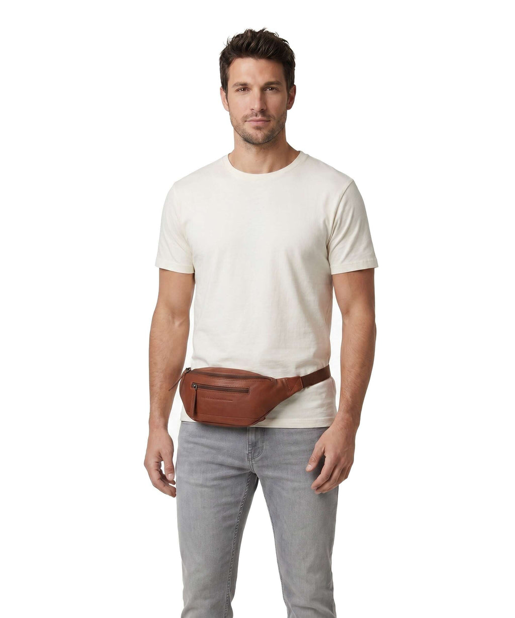 The Chesterfield Brand Wax Pull Up Cow Brana Belt bag cognac