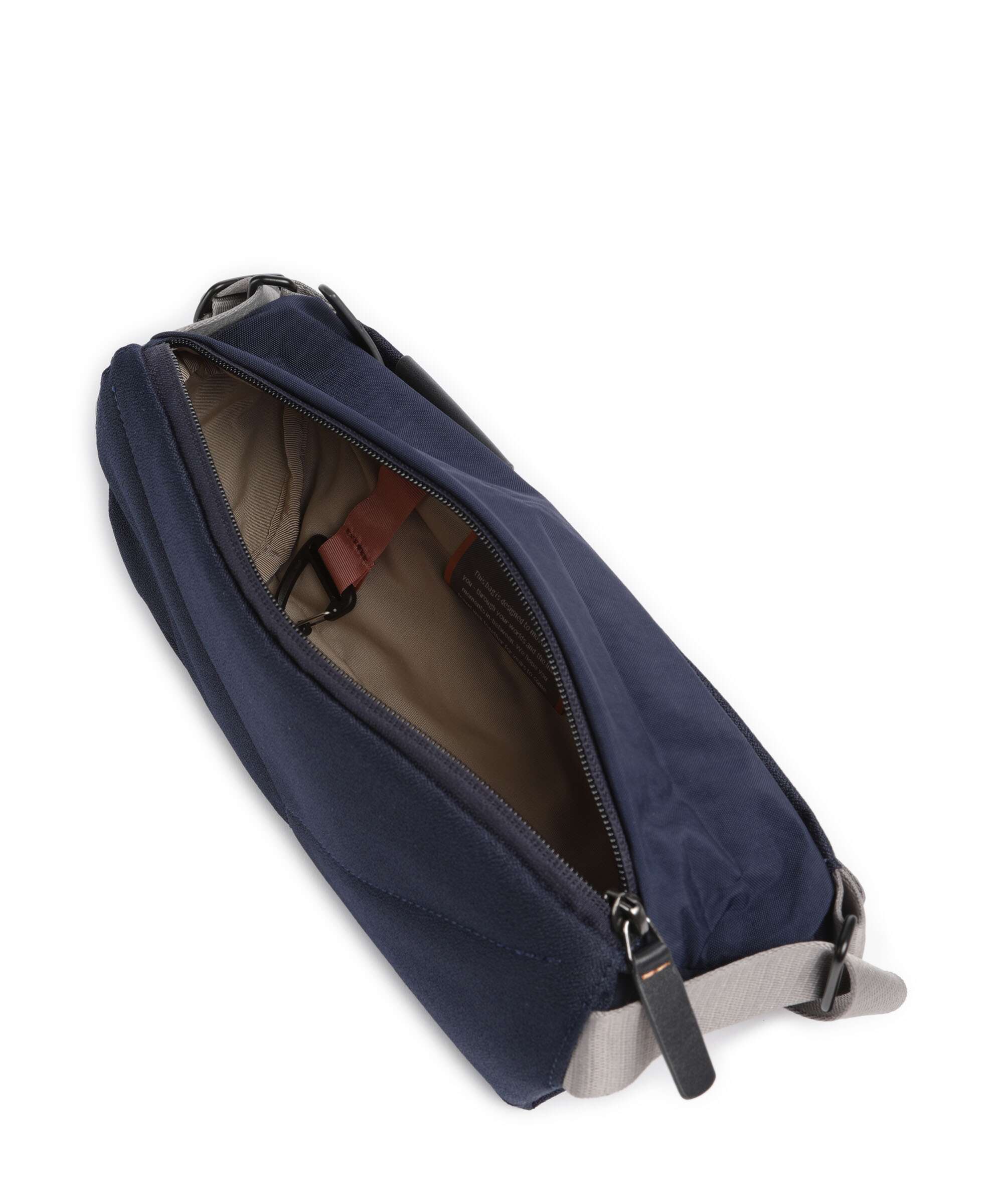 Bellroy City 4 Mini Sling bag navy