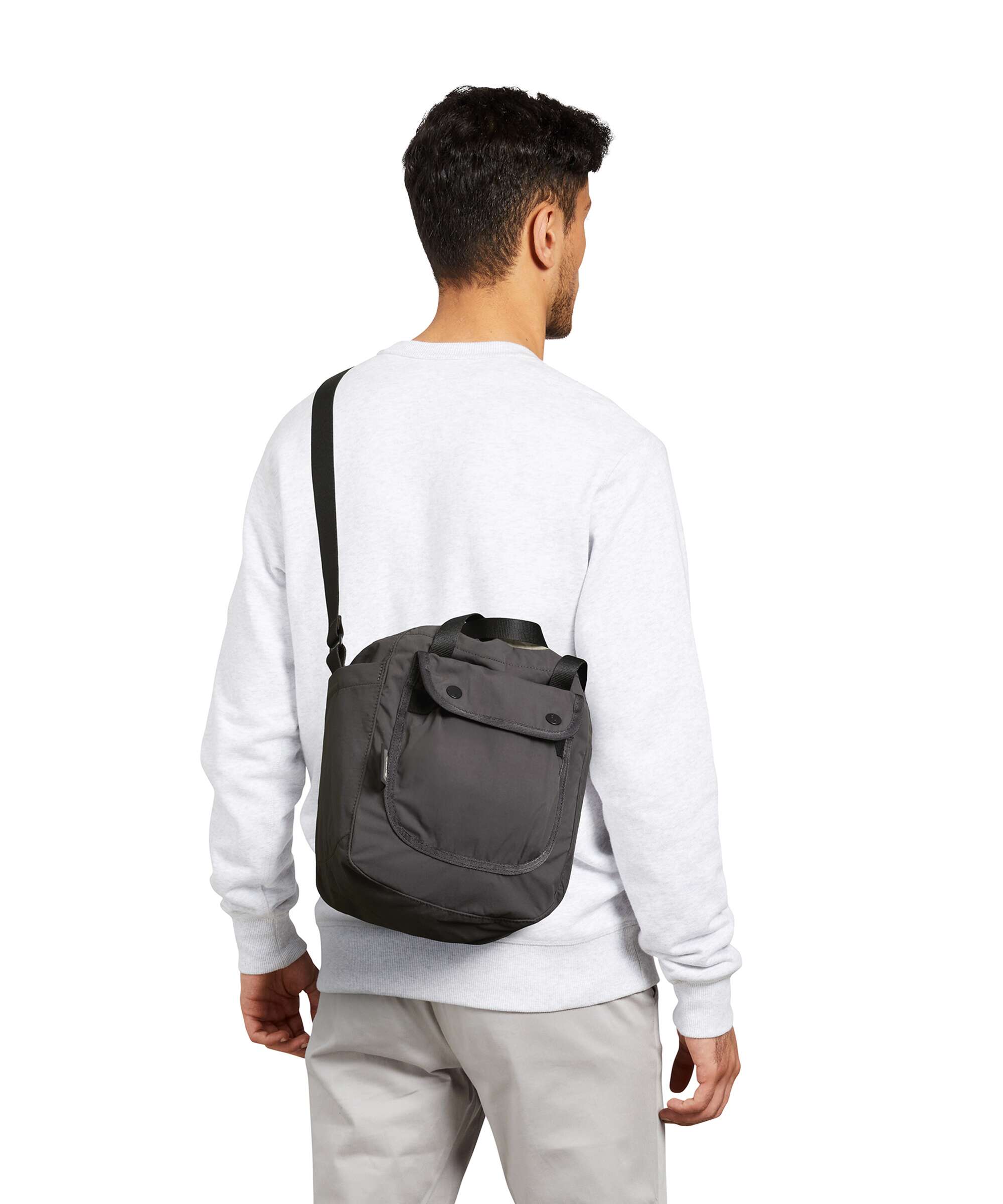 Bellroy Cinch 9 Bucket bag denim blue